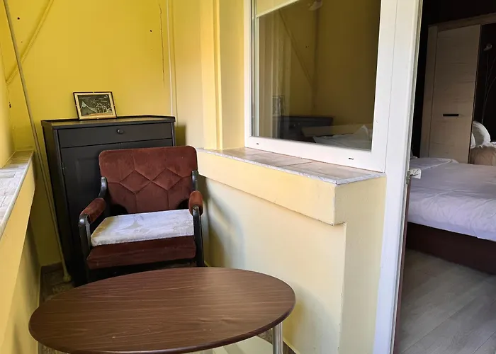 Cozy Steps From Everything! Varna